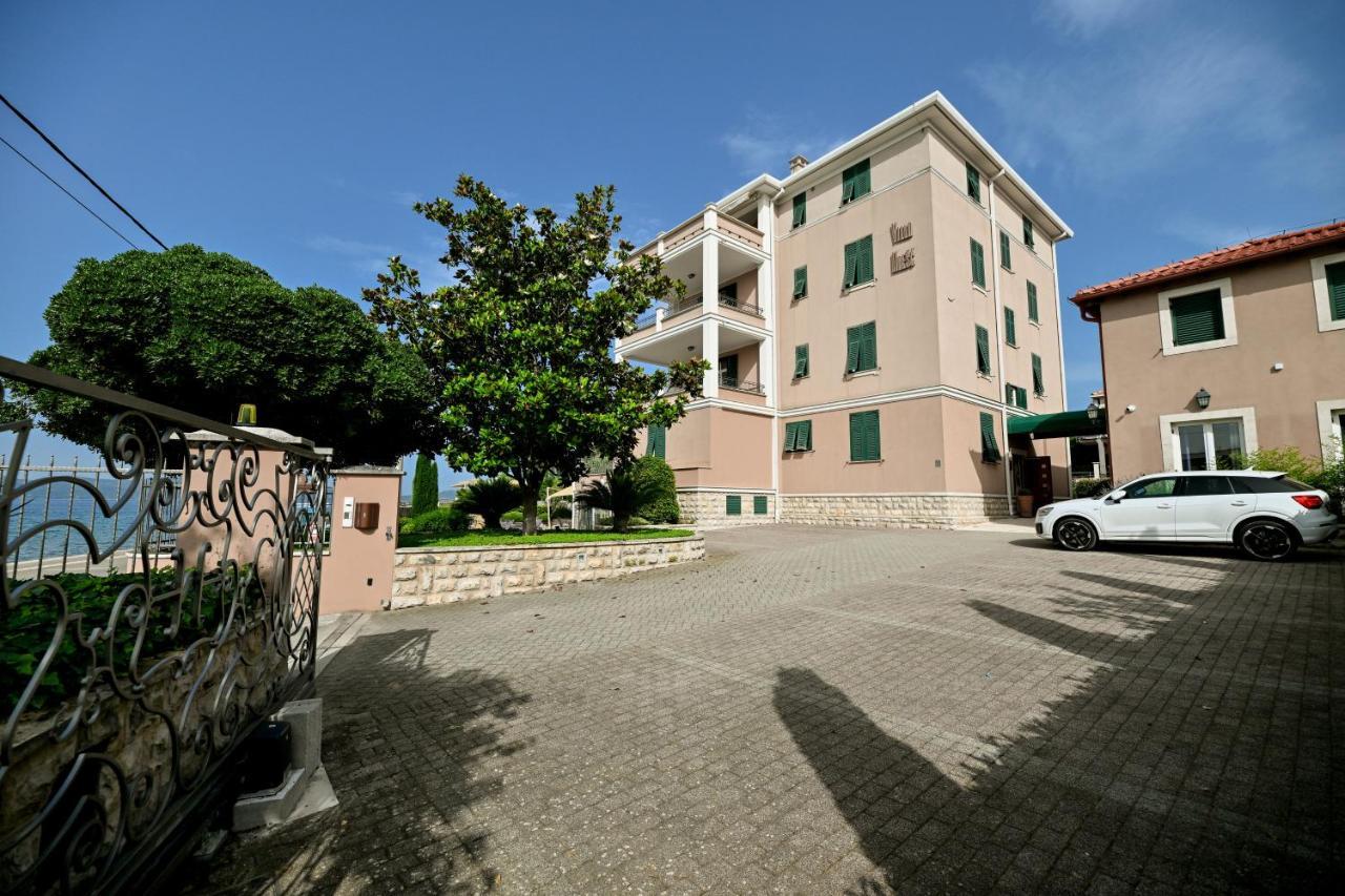 Villa Hresc M Zadar Eksteriør billede